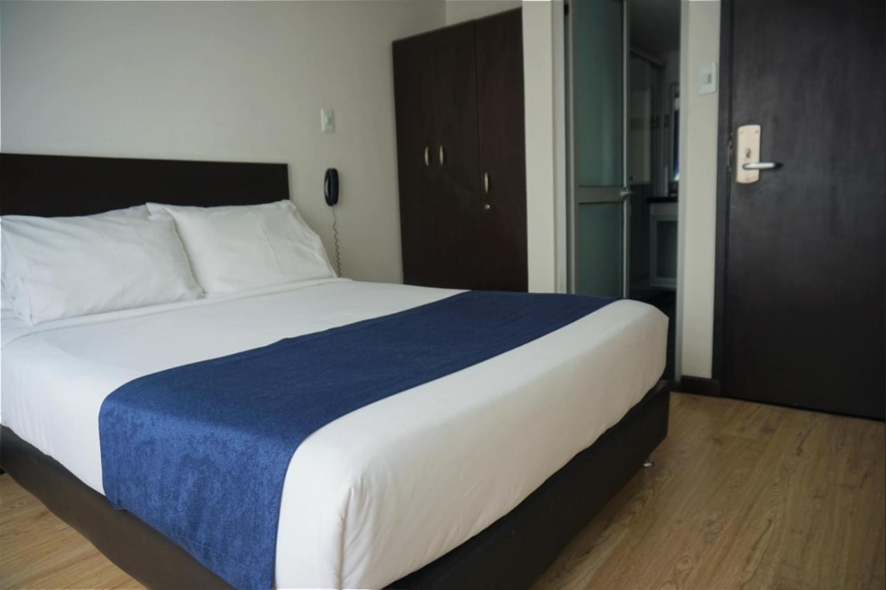 Hotel Cgh Bogota Airport ภายนอก รูปภาพ
